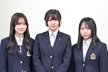 協賛社賞［荏原製作所賞］ 玉川学園高等部　浦口 愛彩、辻 優里香、新倉 里咲